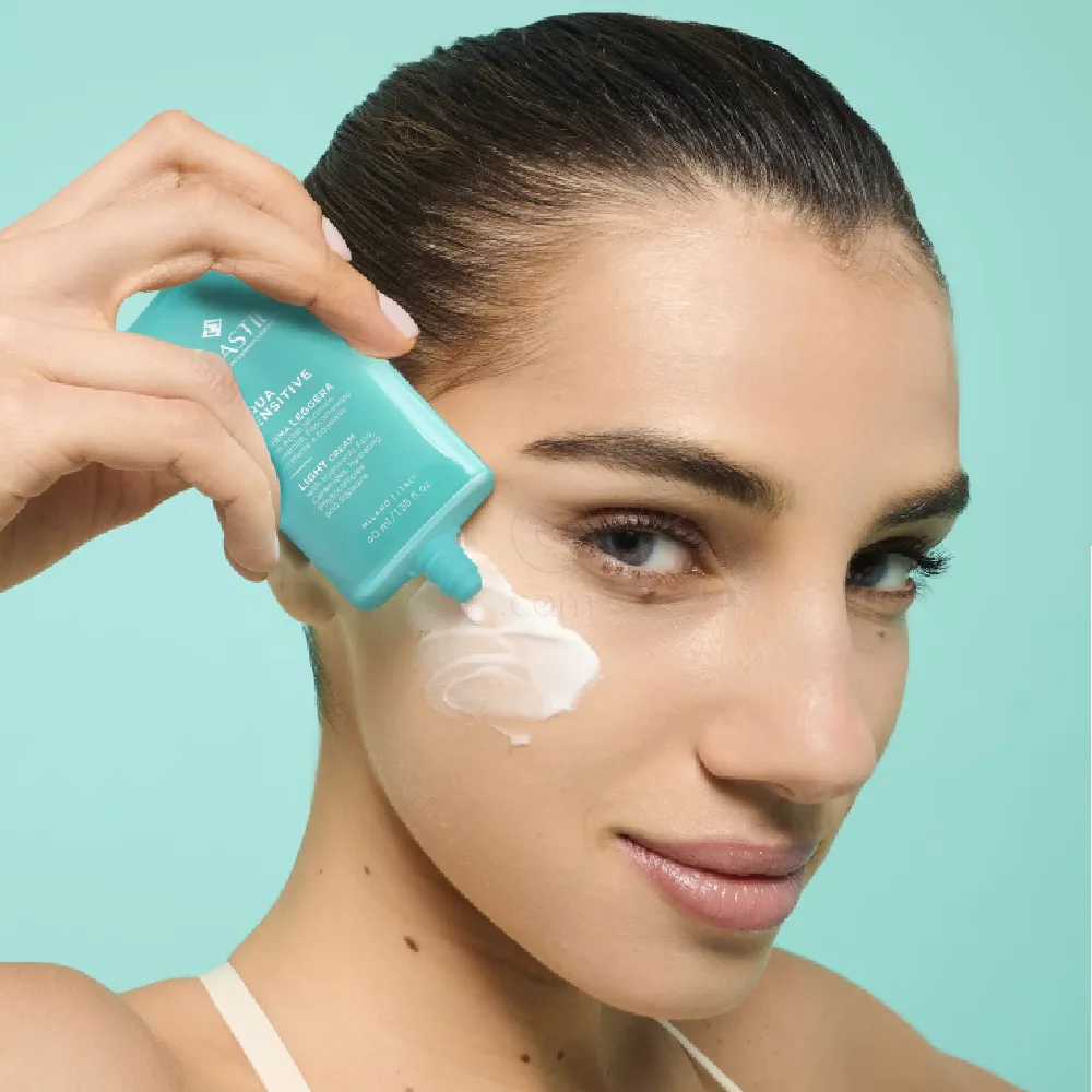 Rilastil Aqua Sensitive, bogata vlažilna krema za suho in občutljivo kožo (40 ml)